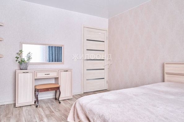 
   Продам 3-комнатную, 101 м², Богдана Хмельницкого пер, 12

. Фото 3.