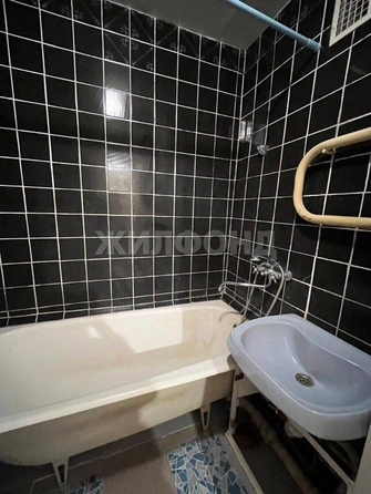 
   Продам 1-комнатную, 36.4 м², Октябрьская ул, 15

. Фото 10.