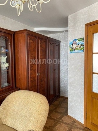 
   Продам 2-комнатную, 43.3 м², Елизаровых ул, 8

. Фото 3.