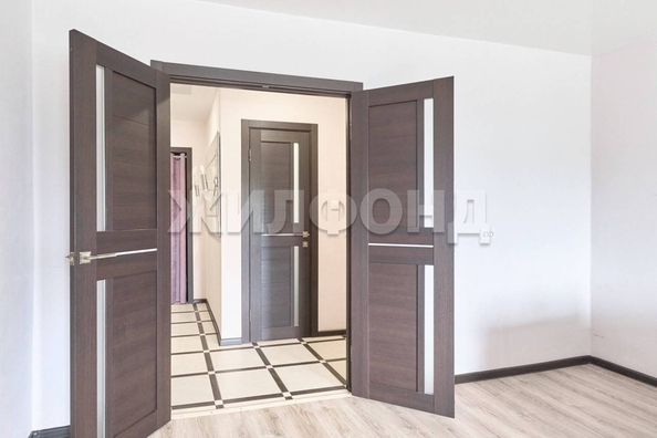 
  Продается 2-комн. квартира, 49 м², Ивана Черных ул, д. 48
. Фото 3.