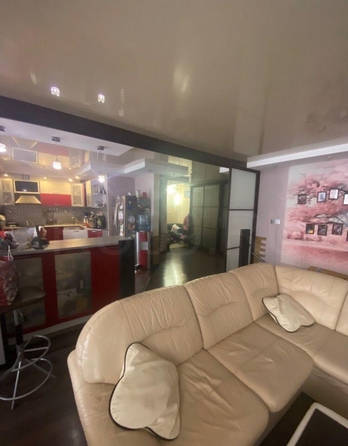 
  Продается 3-комн. квартира, 111 м², Ивана Черных ул, д. 18а
. Фото 3.