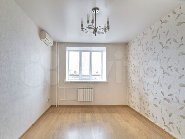 
  Продается 2-комн. квартира, 66.9 м², Карповский пер, д. 12
. Фото 6.