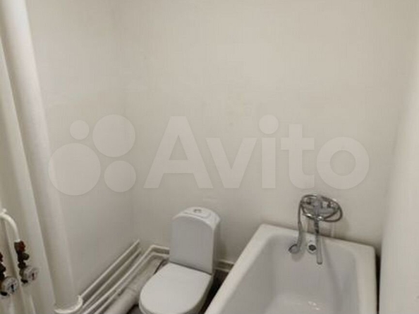 
  Продается 1-комн. квартира, 35.3 м², Мокрушина ул, д. 20/1
. Фото 10.