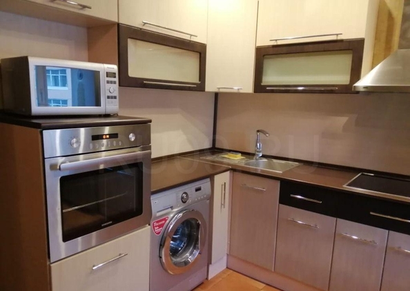 
  Продается 2-комн. квартира, 67 м², Ивана Черных ул, д. 14
. Фото 4.