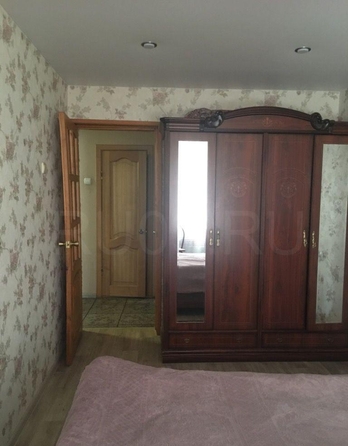 
  Продается 4-комн. квартира, 75 м², Суворова ул, д. 12
. Фото 8.