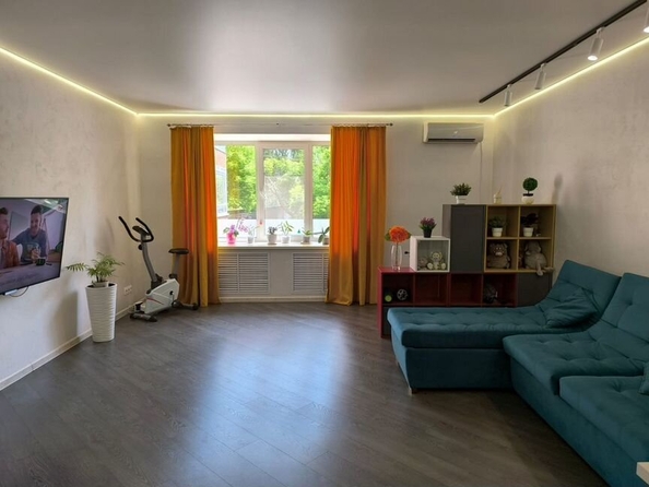 
  Продается 3-комн. квартира, 87.1 м², Октябрьская ул, д. 26
. Фото 8.