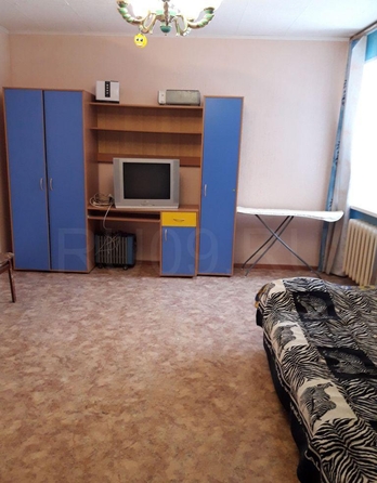 
   Продам 1-комнатную, 30 м², Алтайская ул, 76/1

. Фото 2.