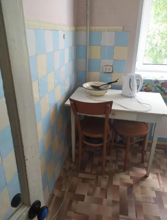 
   Продам 2-комнатную, 42 м², Елизаровых ул, 42

. Фото 10.