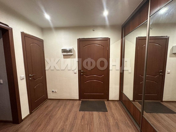 
   Продам 1-комнатную, 44 м², Ленская ул, 31

. Фото 12.