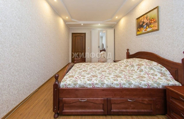 
   Продам 2-комнатную, 64.9 м², Никитина ул, 56

. Фото 14.