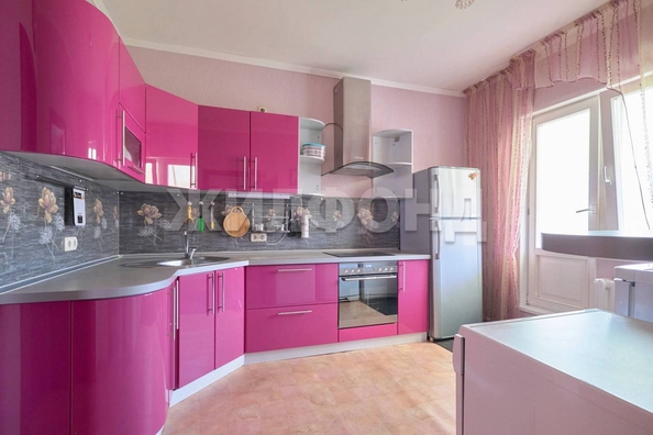 
   Продам дом, 299.1 м², Томск

. Фото 9.