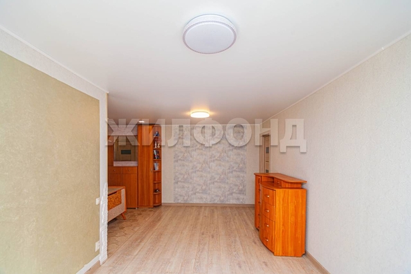 
   Продам 2-комнатную, 42.5 м², Строителей ул, 17

. Фото 1.
