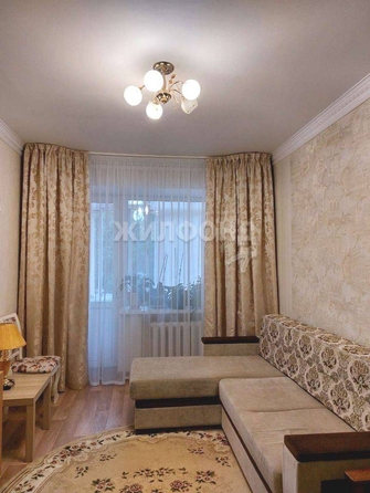 
   Продам 2-комнатную, 43 м², Дзержинского ул, 60а

. Фото 1.