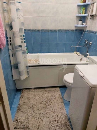 
   Продам 2-комнатную, 43 м², Дзержинского ул, 60а

. Фото 7.