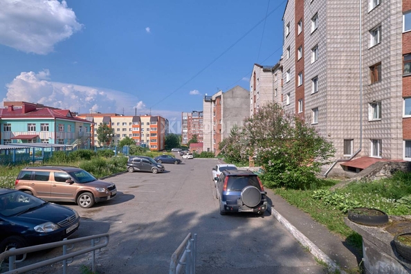 
   Продам 3-комнатную, 75 м², Ботанический пер, 16/3

. Фото 1.