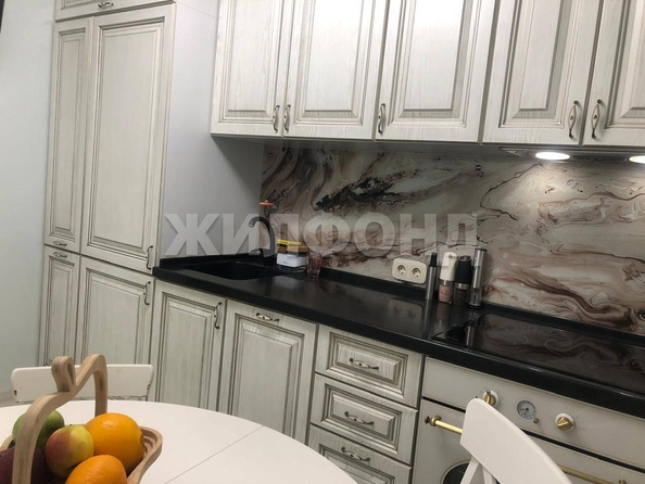 
   Продам 3-комнатную, 62 м², Советская ул, 105

. Фото 4.