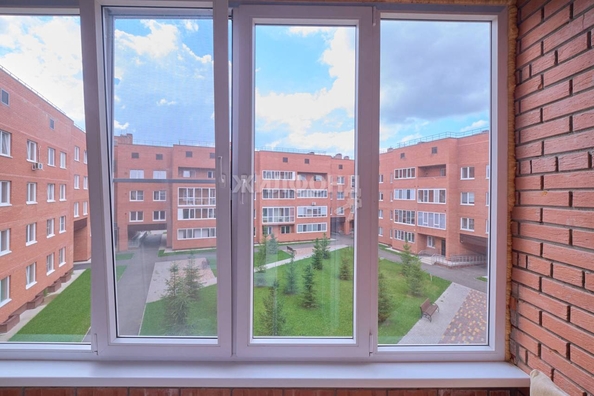 
   Продам 3-комнатную, 57 м², Николая Гумилёва (Северный мкр.) б-р, 4

. Фото 17.