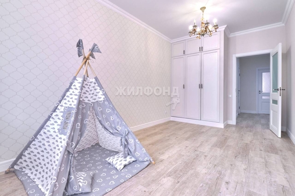 
   Продам 3-комнатную, 76.6 м², Анны Ахматовой ул, 5

. Фото 7.