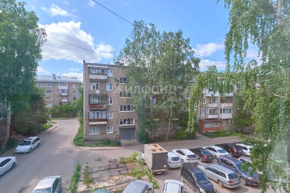 
   Продам 4-комнатную, 58.6 м², Лебедева ул, 111

. Фото 9.