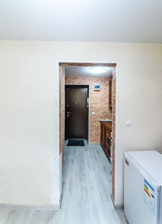 
   Продам 1-комнатную, 17.8 м², Колхозная ул, 9/1

. Фото 3.