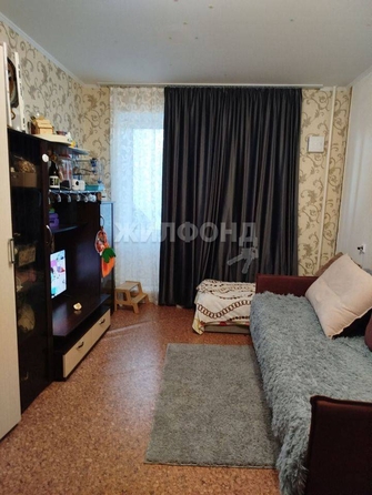 
   Продам 1-комнатную, 35 м², Дизайнеров ул, 11

. Фото 2.