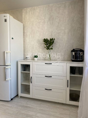 
   Продам 3-комнатную, 84 м², Кедровая ул, 34

. Фото 4.