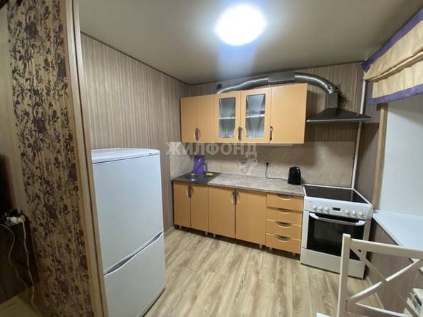 
   Продам 1-комнатную, 30.9 м², Елизаровых ул, 44

. Фото 8.