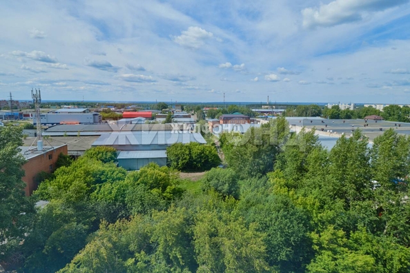 
   Продам 2-комнатную, 39.2 м², Сергея Лазо ул, 4

. Фото 1.
