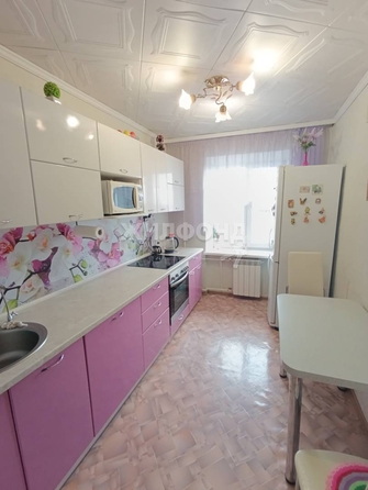 
   Продам 3-комнатную, 67.3 м², Рабочая ул, 64

. Фото 2.