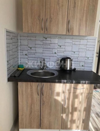 
   Продам 1-комнатную, 13 м², Фрунзе пр-кт, 120а

. Фото 8.