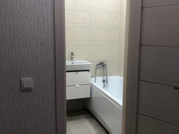 
  Продается 1-комн. квартира, 38 м², Киевская ул, д. 1
. Фото 10.