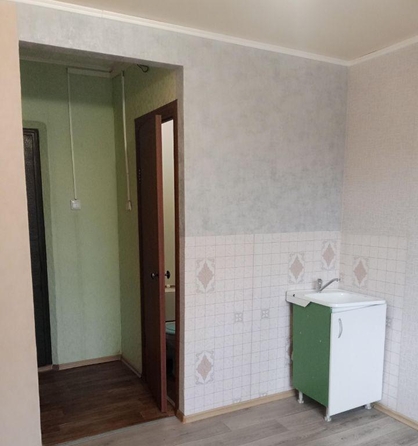 
  Продается 1-комн. квартира, 13.5 м², Айвазовского ул, д. 33
. Фото 3.