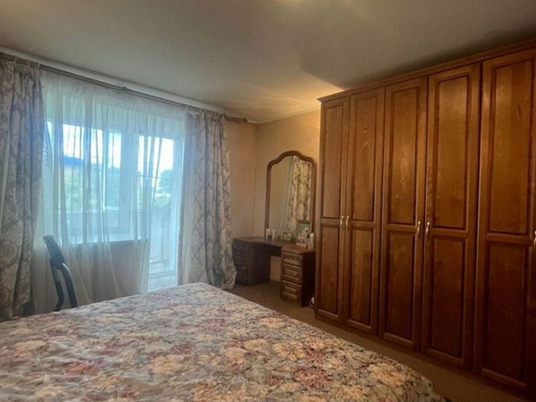 
  Продается 4-комн. квартира, 116 м², Большая Подгорная ул, д. 40
. Фото 11.