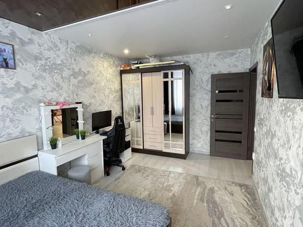 
  Продается 4-комн. квартира, 79 м², Сергея Лазо пер, д. 6/2
. Фото 10.
