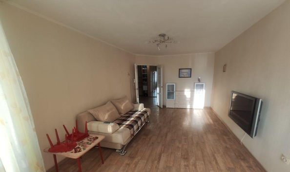 
  Продается 2-комн. квартира, 51.7 м², Советская ул, д. 70
. Фото 6.