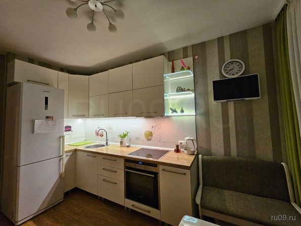 
  Продается 2-комн. квартира, 51.9 м², Урожайный пер, д. 30
. Фото 3.