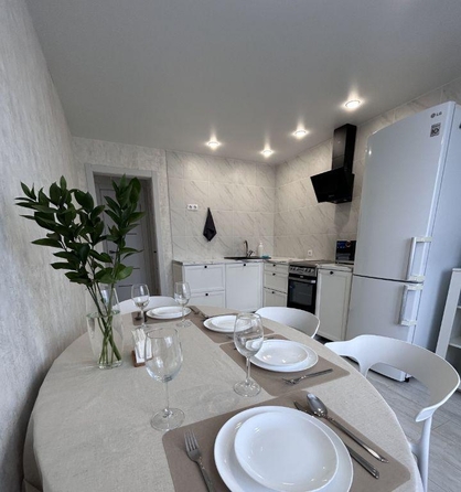 
  Продается 3-комн. квартира, 84 м², Кедровая ул, д. 34
. Фото 2.