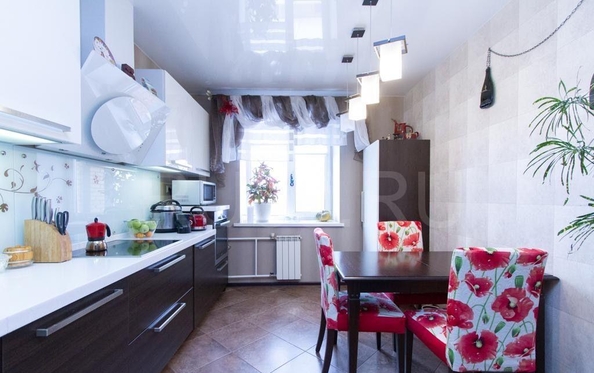 
  Продается 4-комн. квартира, 121.8 м², Соляной пер, д. 17
. Фото 7.