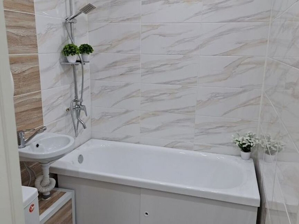 
  Продается 1-комн. квартира, 30.5 м², Бела Куна ул, д. 32
. Фото 10.