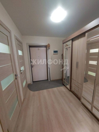 
   Продам 2-комнатную, 53 м², Набережная Озера ул, 22

. Фото 11.