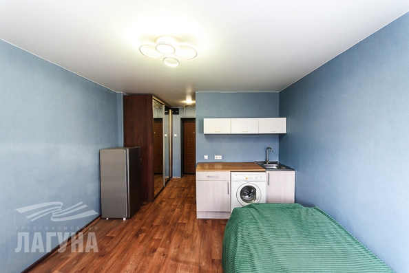 
   Продам 1-комнатную, 19 м², Колхозная ул, 9

. Фото 1.