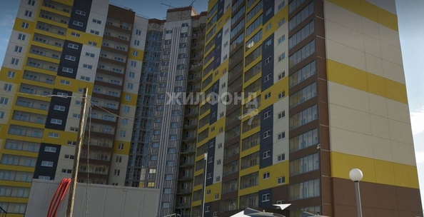 
   Продам 2-комнатную, 43 м², Леонова ул, 1

. Фото 2.