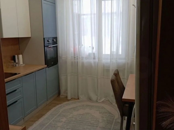 
   Продам 2-комнатную, 54 м², Ивана Черных ул, 24

. Фото 9.