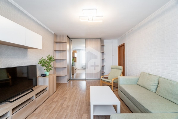 
   Продам 2-комнатную, 61 м², Ивана Черных ул, 125

. Фото 7.