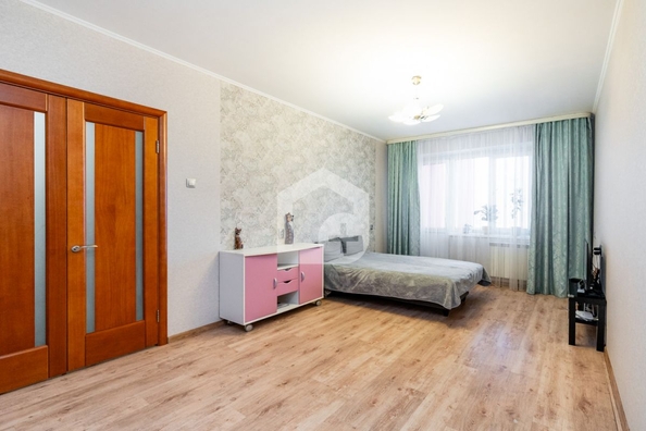 
   Продам 2-комнатную, 54 м², Мокрушина ул, 13

. Фото 6.