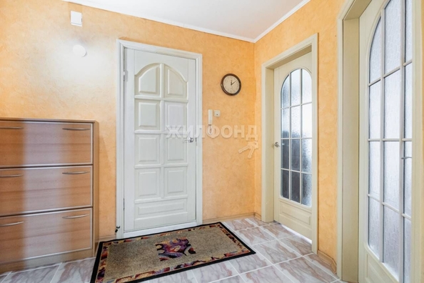 
   Продам 2-комнатную, 58 м², Иркутский тракт, 12

. Фото 2.