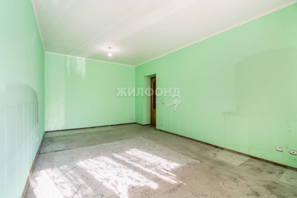 
   Продам 2-комнатную, 81.2 м², Якимовича ул, 2

. Фото 2.