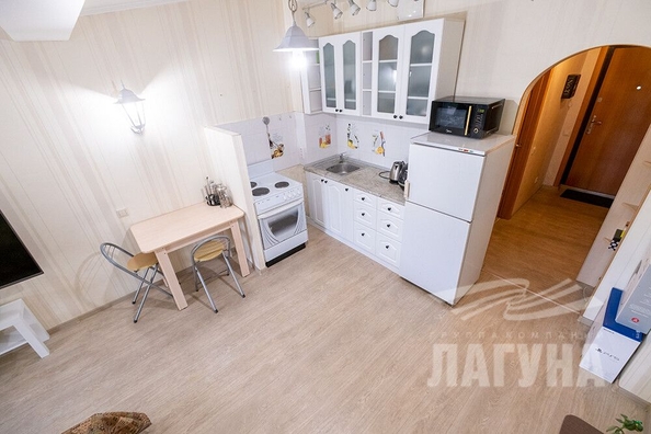 
   Продам 1-комнатную, 29 м², Алтайская ул, 24

. Фото 5.