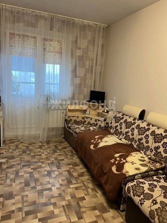 
   Продам студию, 20 м², Урожайный пер, 28в

. Фото 1.