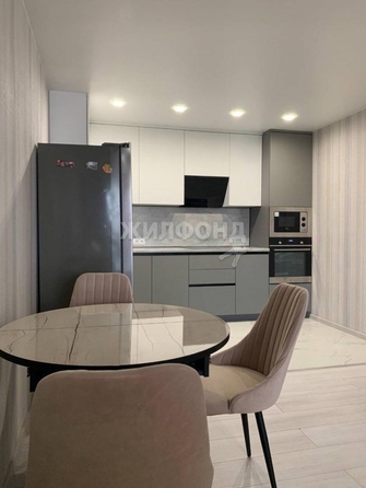 
   Продам 2-комнатную, 55 м², Киевская ул, 1

. Фото 1.